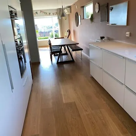 Trivelig Med Solrik Hage Βίλα *